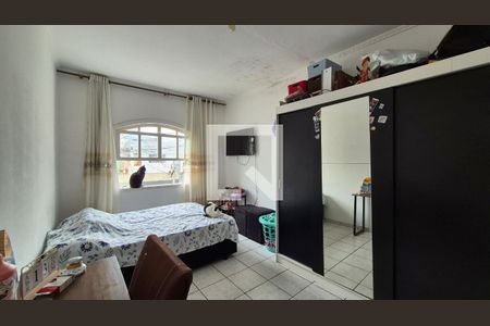 Quarto  de casa para alugar com 4 quartos, 182m² em Vila Humaita, Santo André