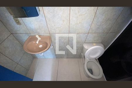 Banheiro de casa para alugar com 1 quarto, 40m² em São Cristóvão, Cabo Frio