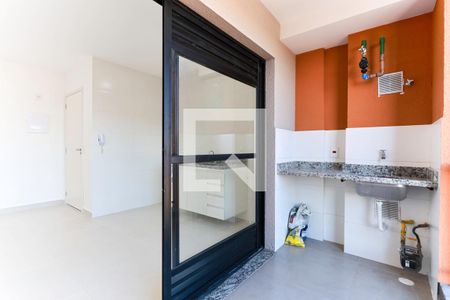 Varanda e área de serviço de apartamento para alugar com 2 quartos, 40m² em Carandiru, São Paulo