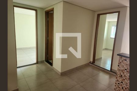 Sala/cozinha de casa para alugar com 2 quartos, 74m² em Ouro Preto, Belo Horizonte