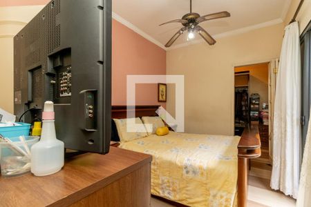 Suíte de casa para alugar com 4 quartos, 376m² em Vila Carrão, São Paulo