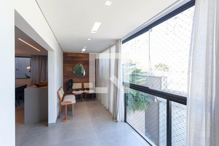 Varanda da sala de casa à venda com 3 quartos, 430m² em Cândida Ferreira, Contagem