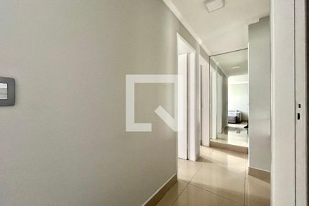 Corredor de apartamento para alugar com 3 quartos, 73m² em Vila Campestre, São Paulo