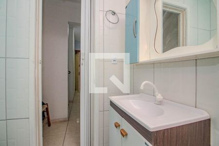 Banheiro de apartamento para alugar com 1 quarto, 48m² em Rubem Berta, Porto Alegre