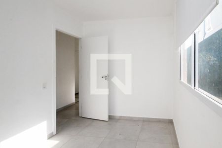 Quarto 1 de apartamento para alugar com 2 quartos, 39m² em Jardim Petropolis, Cotia