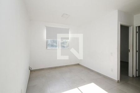 Sala de apartamento para alugar com 2 quartos, 39m² em Jardim Petropolis, Cotia