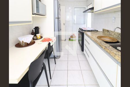 Cozinha de apartamento para alugar com 3 quartos, 130m² em Patamares, Salvador