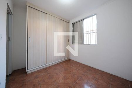 Quarto 1 de apartamento para alugar com 2 quartos, 45m² em Vila Silvia, São Paulo