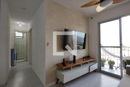 Sala de apartamento para alugar com 2 quartos, 55m² em Taquara, Rio de Janeiro