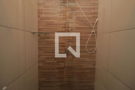 Banheiro de kitnet/studio para alugar com 1 quarto, 20m² em Bosque da Saúde, São Paulo