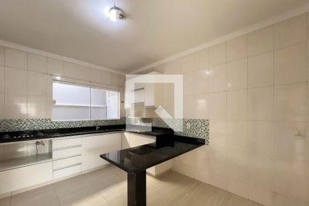 Cozinha de casa de condomínio para alugar com 3 quartos, 527m² em Vila Santana, Valinhos