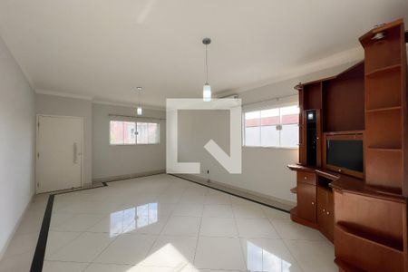 Sala de casa de condomínio para alugar com 3 quartos, 527m² em Vila Santana, Valinhos