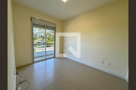 Suíte 1 de casa de condomínio para alugar com 3 quartos, 205m² em Sambaqui, Florianópolis