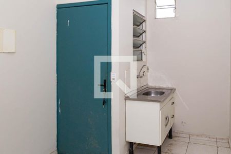 Sala / Cozinha de casa à venda com 4 quartos, 250m² em Vila Tolstoi, São Paulo