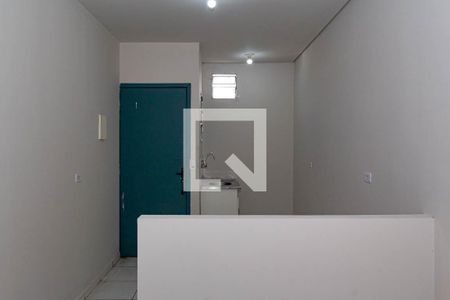 Sala / Cozinha de casa à venda com 4 quartos, 250m² em Vila Tolstoi, São Paulo