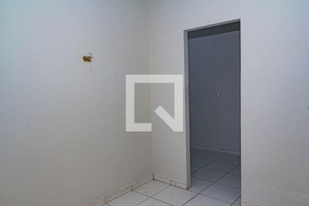 Quarto 1 de casa à venda com 4 quartos, 250m² em Vila Tolstoi, São Paulo