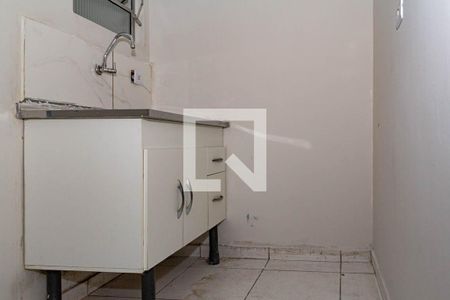 Sala / Cozinha de casa à venda com 4 quartos, 250m² em Vila Tolstoi, São Paulo