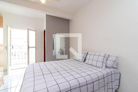 Suíte 1 de casa para alugar com 3 quartos, 300m² em Santa Teresinha, São Paulo