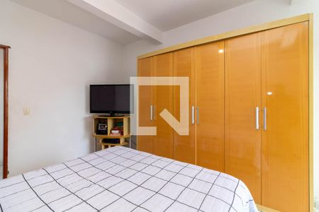 Suíte 1 de casa para alugar com 3 quartos, 300m² em Santa Teresinha, São Paulo