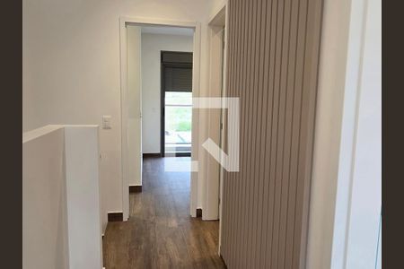 Corredor de casa de condomínio para alugar com 3 quartos, 230m² em Tamboré, Barueri