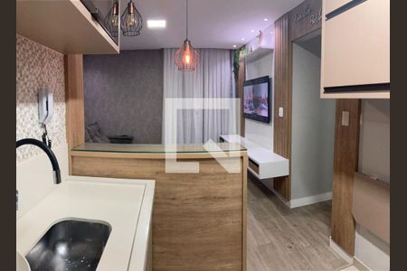 Cozinha de apartamento para alugar com 3 quartos, 64m² em Jardim das Oliveiras, Jacareí