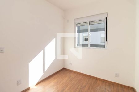 Quarto 1 de apartamento para alugar com 2 quartos, 50m² em Guarujá, Porto Alegre