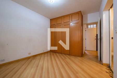 Suíte de casa à venda com 3 quartos, 300m² em Alto de Pinheiros, São Paulo