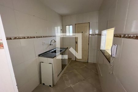 Cozinha de apartamento para alugar com 2 quartos, 50m² em Jardim Carioca, Rio de Janeiro