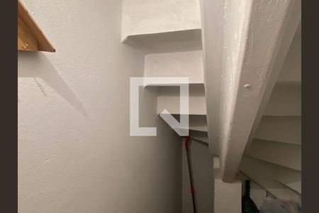 Sala - Escada de casa à venda com 4 quartos, 180m² em Cidade das Flores, Osasco