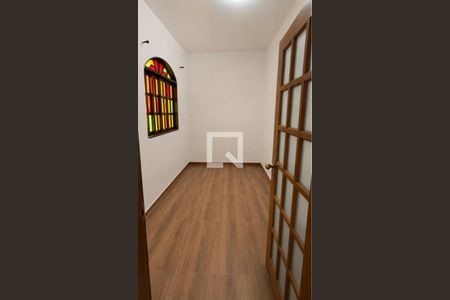 Quarto de casa para alugar com 1 quarto, 36m² em Rocha, São Gonçalo