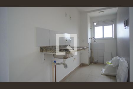 Cozinha e Área de Serviço de apartamento para alugar com 3 quartos, 65m² em Humaitá, Porto Alegre