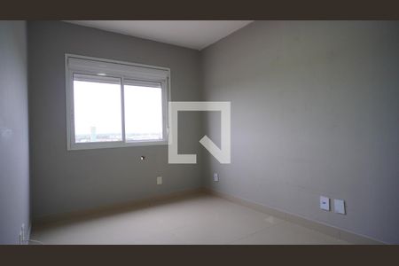 Suíte 1 de apartamento para alugar com 3 quartos, 65m² em Humaitá, Porto Alegre