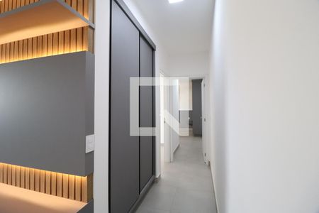 Corredor - Armário de apartamento para alugar com 2 quartos, 96m² em Gávea, Uberlândia