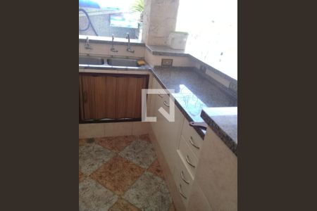 Casa à venda com 3 quartos, 300m² em Vila Rosalia, Guarulhos