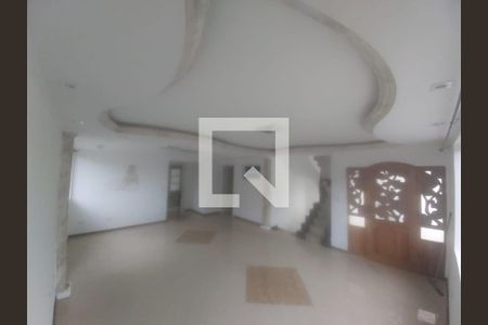 Casa à venda com 5 quartos, 260m² em Vila Rosalia, Guarulhos
