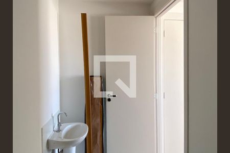 Banheiro de casa para alugar com 1 quarto, 35m² em Veloso, Osasco