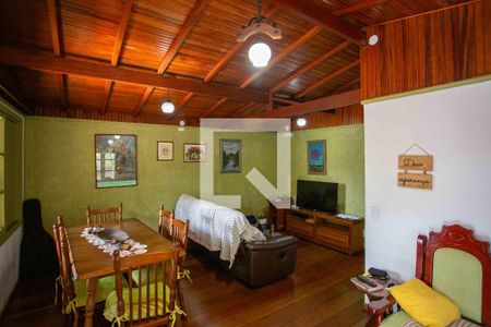 Sala de casa para alugar com 3 quartos, 1400m² em Eldorado, Diadema