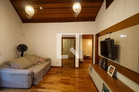 Sala de tv de casa à venda com 4 quartos, 280m² em Jardim Prudência, São Paulo