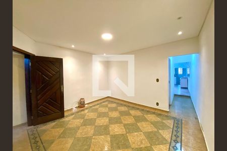 Casa à venda com 3 quartos, 114m² em Parque Santo Antonio, Guarulhos