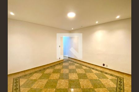 Casa à venda com 3 quartos, 114m² em Parque Santo Antonio, Guarulhos