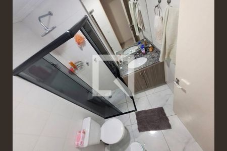 Banheiro de apartamento à venda com 2 quartos, 64m² em Parque Independencia, São Paulo