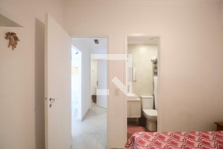 Suíte de apartamento para alugar com 2 quartos, 62m² em Jardim Vitoria, Guarujá