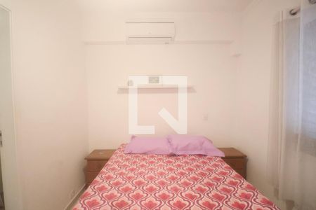 Suíte de apartamento para alugar com 2 quartos, 62m² em Jardim Vitoria, Guarujá