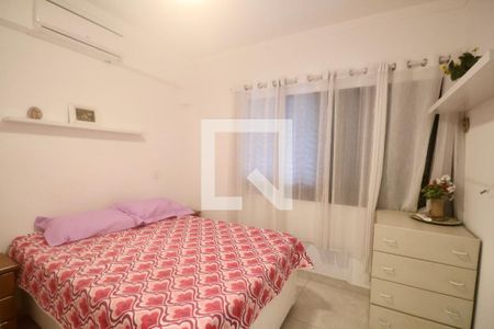 Suíte de apartamento para alugar com 2 quartos, 62m² em Jardim Vitoria, Guarujá