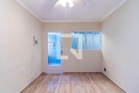 Sala de casa à venda com 3 quartos, 213m² em Vila Pita, São Paulo
