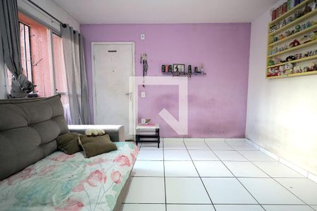 Sala de apartamento à venda com 2 quartos, 74m² em Jardim Alzira Franco, Santo André