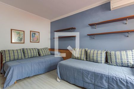 Quarto 1 de casa para alugar com 3 quartos, 261m² em Chácara das Pedras, Porto Alegre