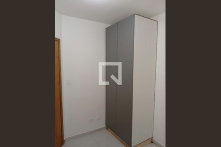 Quarto de apartamento à venda com 2 quartos, 90m² em Vila Vitória, Santo André