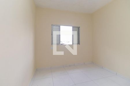 Quarto 1 de casa para alugar com 2 quartos, 50m² em Parque dos Bancarios, São Paulo