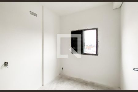 Quarto 1 de apartamento à venda com 2 quartos, 40m² em Vila Carmosina, São Paulo